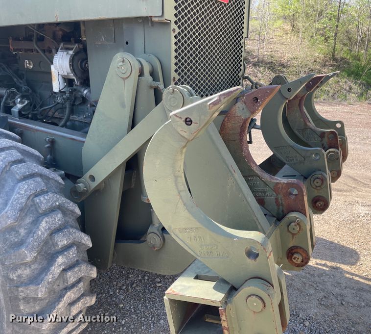 image for item MJ9617 1987 Champion 710A  motor grader