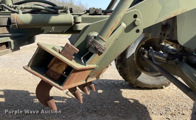 image for item MJ9617 1987 Champion 710A  motor grader