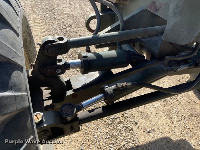 image for item MJ9617 1987 Champion 710A  motor grader