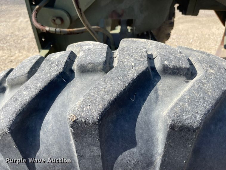 image for item MJ9617 1987 Champion 710A  motor grader