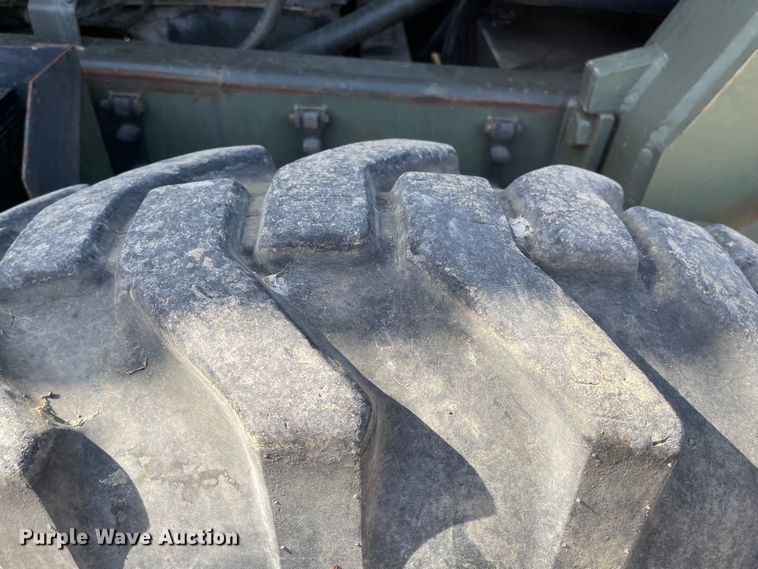 image for item MJ9617 1987 Champion 710A  motor grader