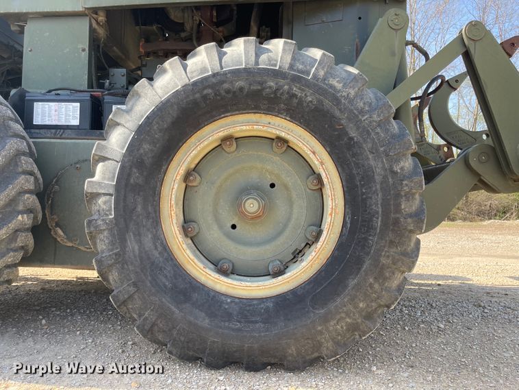 image for item MJ9617 1987 Champion 710A  motor grader