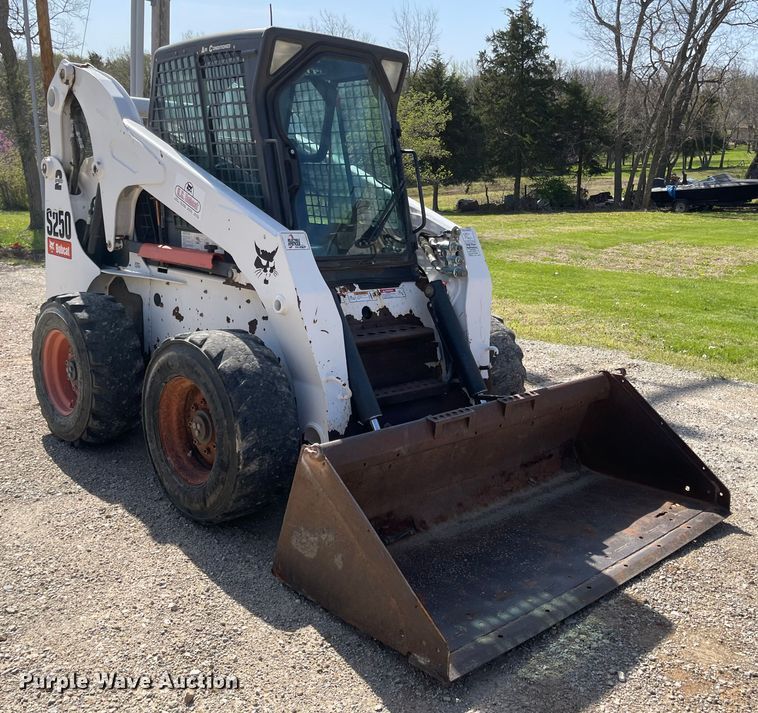 image for item MJ9618 2008 Bobcat S250  skid steer loader
