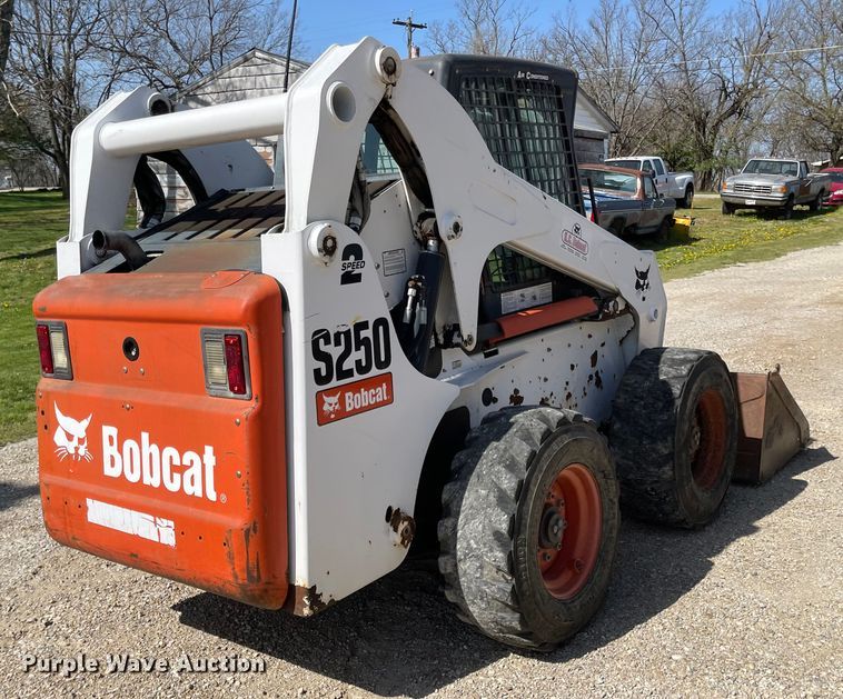 image for item MJ9618 2008 Bobcat S250  skid steer loader