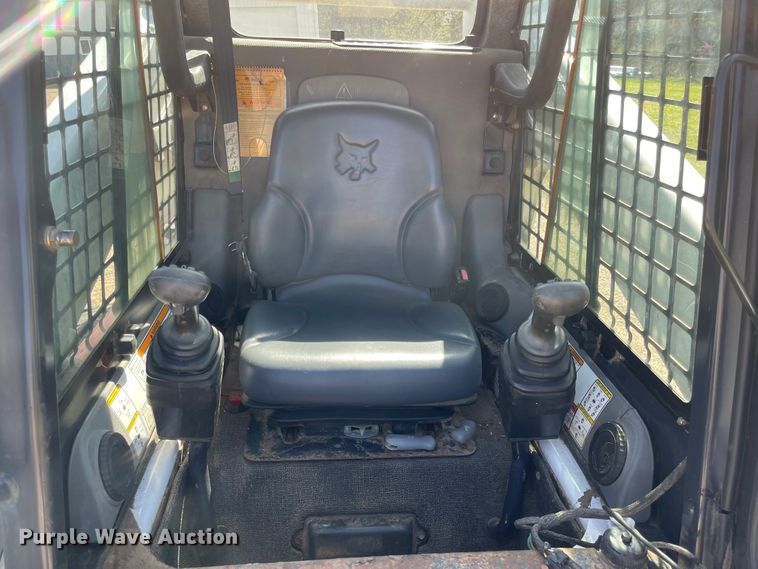 image for item MJ9618 2008 Bobcat S250  skid steer loader