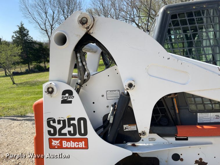 image for item MJ9618 2008 Bobcat S250  skid steer loader