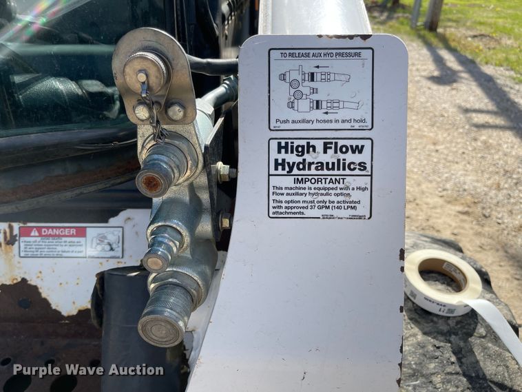 image for item MJ9618 2008 Bobcat S250  skid steer loader