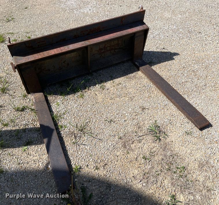 image for item MJ9618 2008 Bobcat S250  skid steer loader