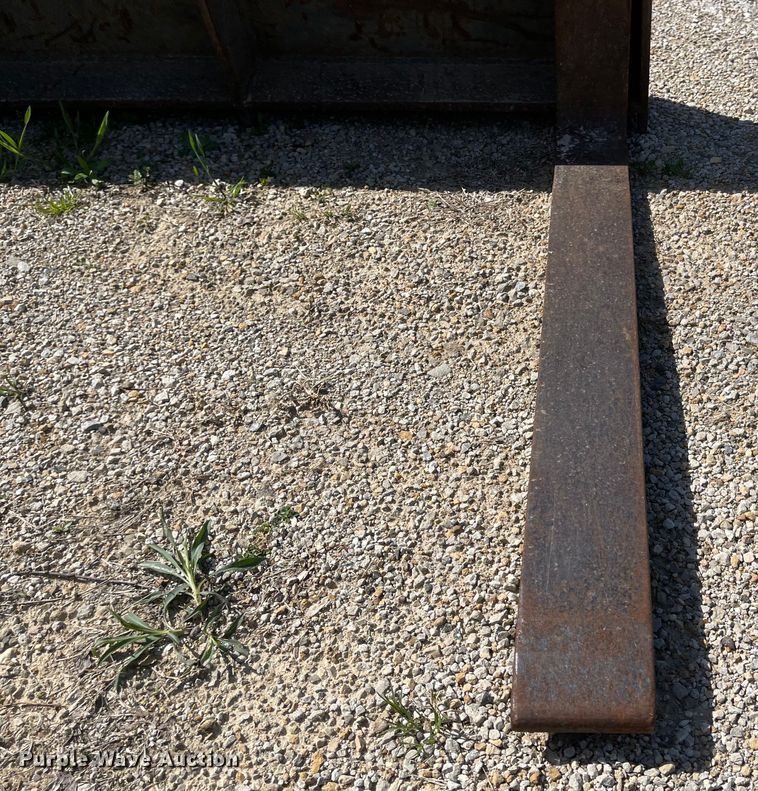 image for item MJ9618 2008 Bobcat S250  skid steer loader