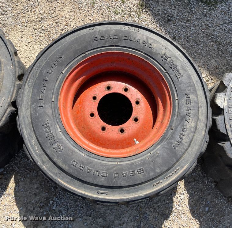 image for item MJ9618 2008 Bobcat S250  skid steer loader