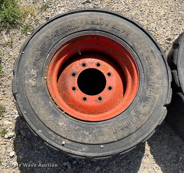 image for item MJ9618 2008 Bobcat S250  skid steer loader