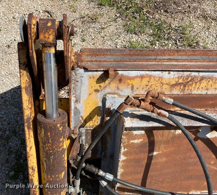 image for item MJ9618 2008 Bobcat S250  skid steer loader