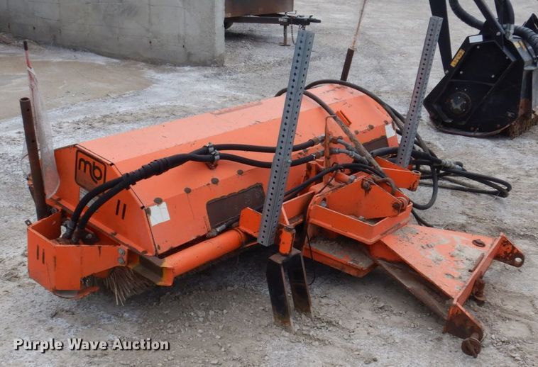 image for item MU9546 M-B  7' W broom