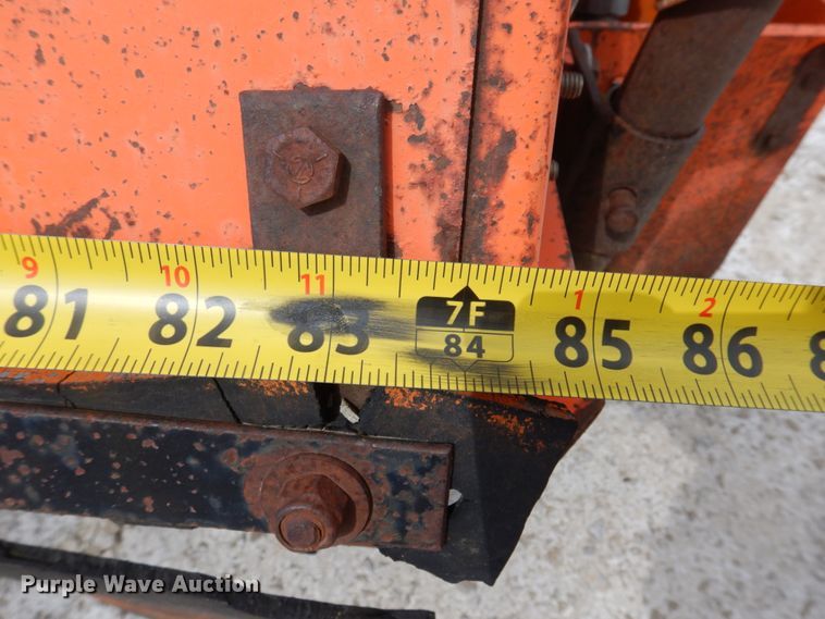 image for item MU9546 M-B  7' W broom