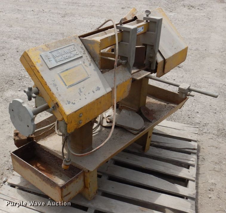 image for item MU9547 W.F. Wells & Sons A-7  band saw
