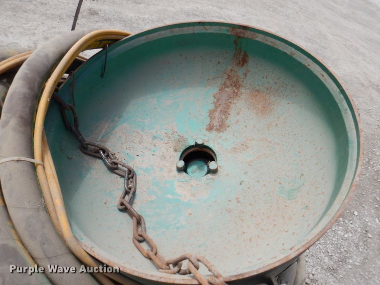 image for item MU9549 1999 Clemco 2024  sand blaster