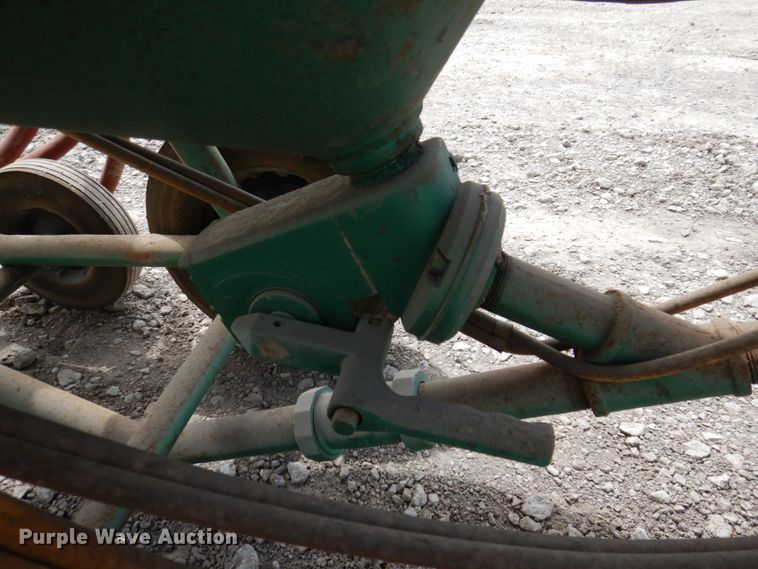 image for item MU9549 1999 Clemco 2024  sand blaster