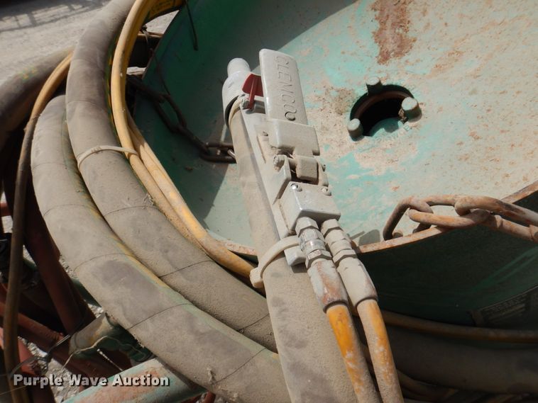 image for item MU9549 1999 Clemco 2024  sand blaster