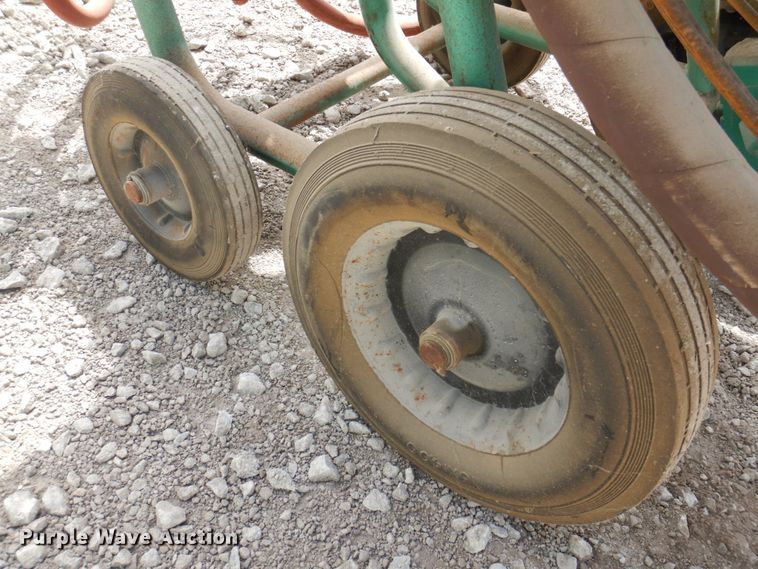 image for item MU9549 1999 Clemco 2024  sand blaster