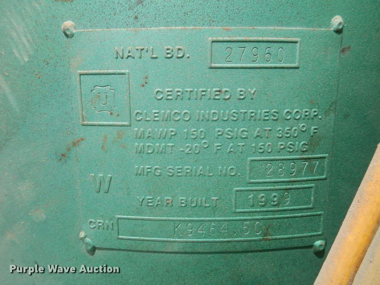 image for item MU9549 1999 Clemco 2024  sand blaster