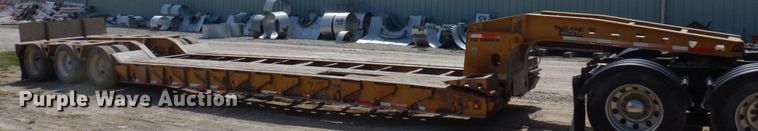 image for item MU9551 1999 Trail King TK80HDG  lowboy equipment trailer