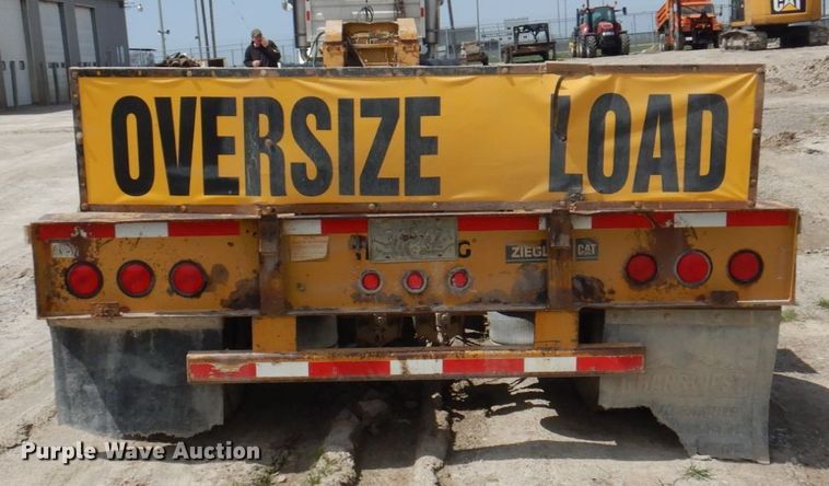 image for item MU9551 1999 Trail King TK80HDG  lowboy equipment trailer