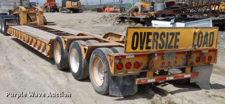 image for item MU9551 1999 Trail King TK80HDG  lowboy equipment trailer