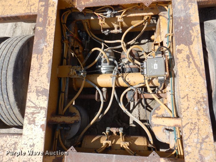 image for item MU9551 1999 Trail King TK80HDG  lowboy equipment trailer