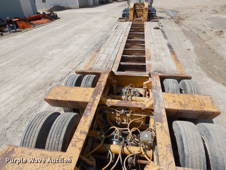 image for item MU9551 1999 Trail King TK80HDG  lowboy equipment trailer