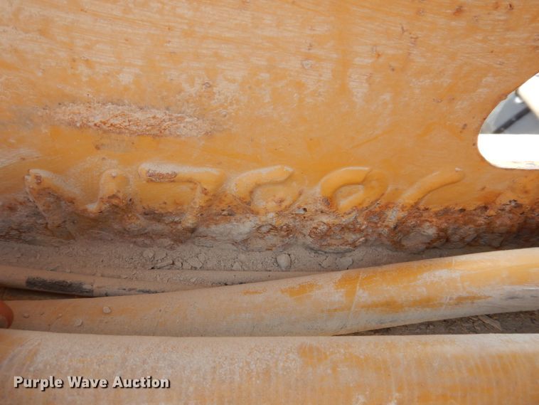 image for item MU9551 1999 Trail King TK80HDG  lowboy equipment trailer