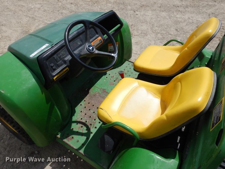image for item MU9552 1997 John Deere Gator 6X4  utility vehicle