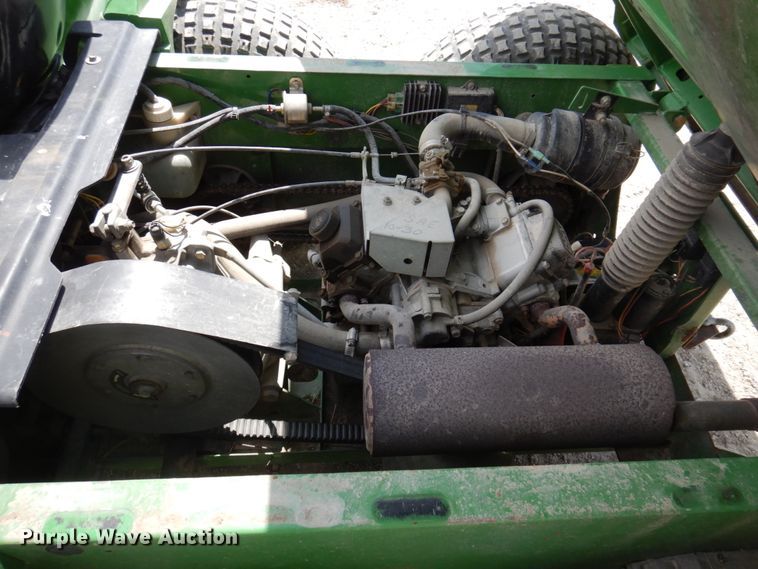 image for item MU9552 1997 John Deere Gator 6X4  utility vehicle