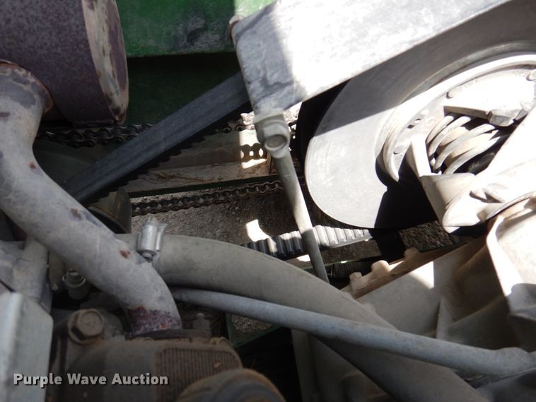 image for item MU9552 1997 John Deere Gator 6X4  utility vehicle