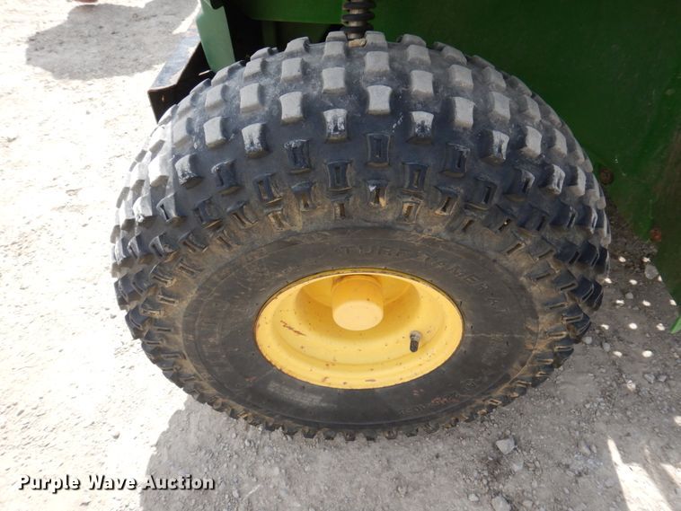 image for item MU9552 1997 John Deere Gator 6X4  utility vehicle