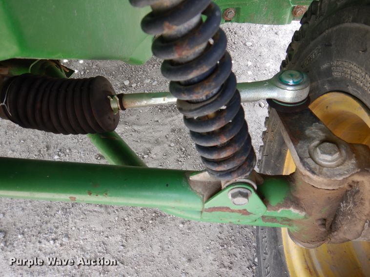 image for item MU9552 1997 John Deere Gator 6X4  utility vehicle