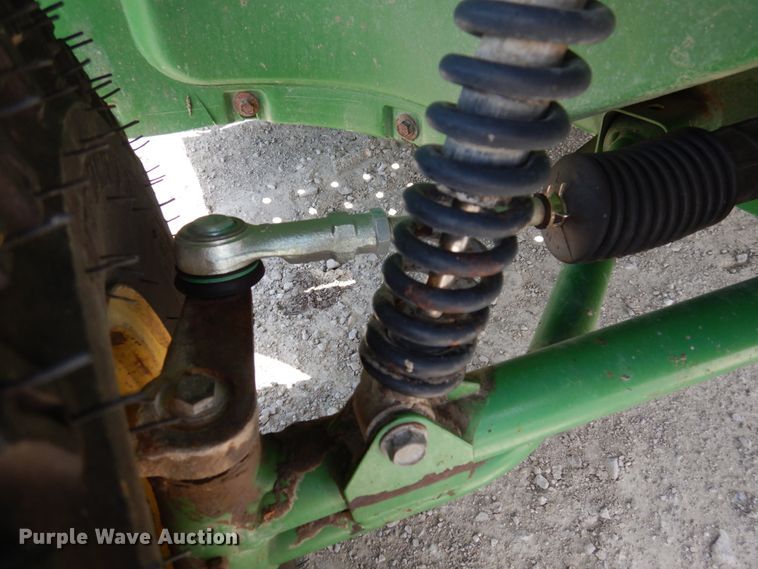 image for item MU9552 1997 John Deere Gator 6X4  utility vehicle