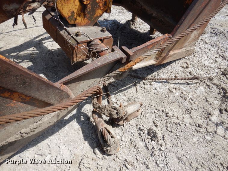 image for item MU9555 36" W clamshell bucket