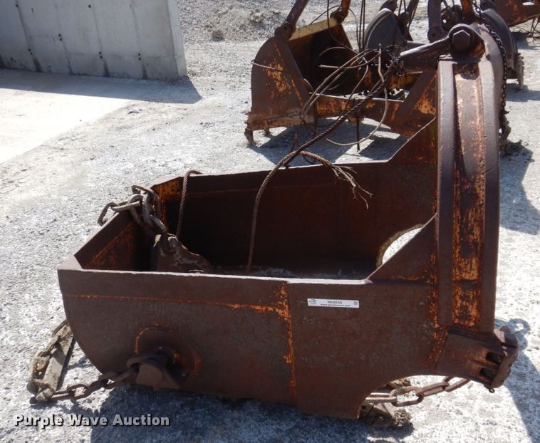 image for item MU9558 36" W drag line bucket