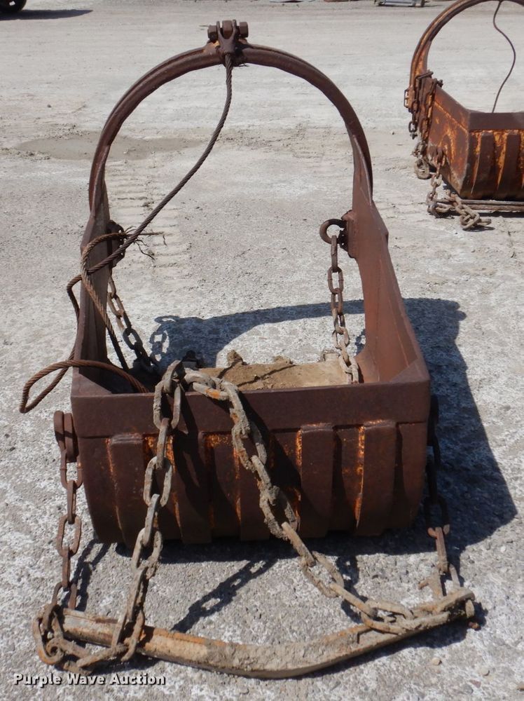 image for item MU9558 36" W drag line bucket