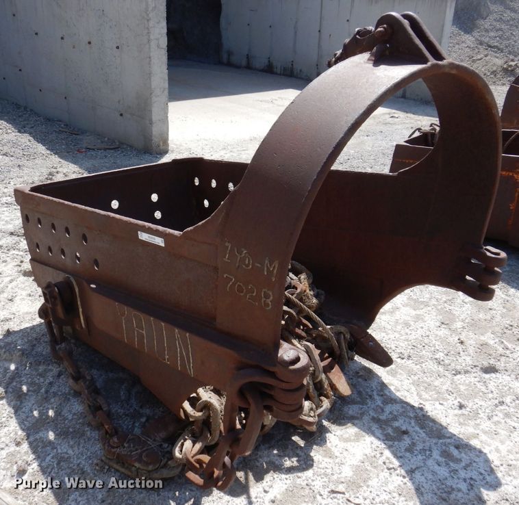 image for item MU9559 42" W drag line bucket