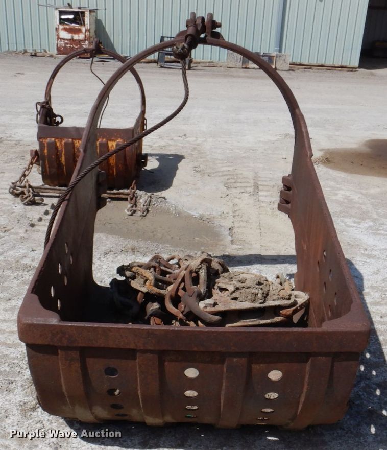 image for item MU9559 42" W drag line bucket