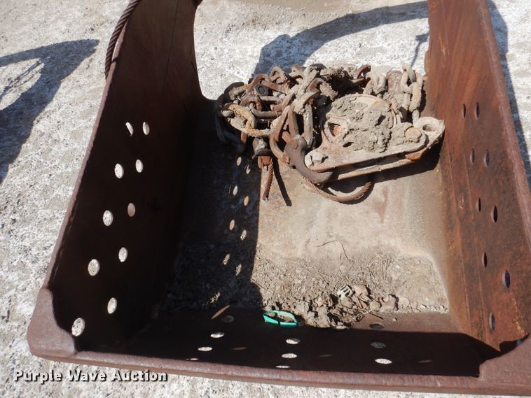 image for item MU9559 42" W drag line bucket