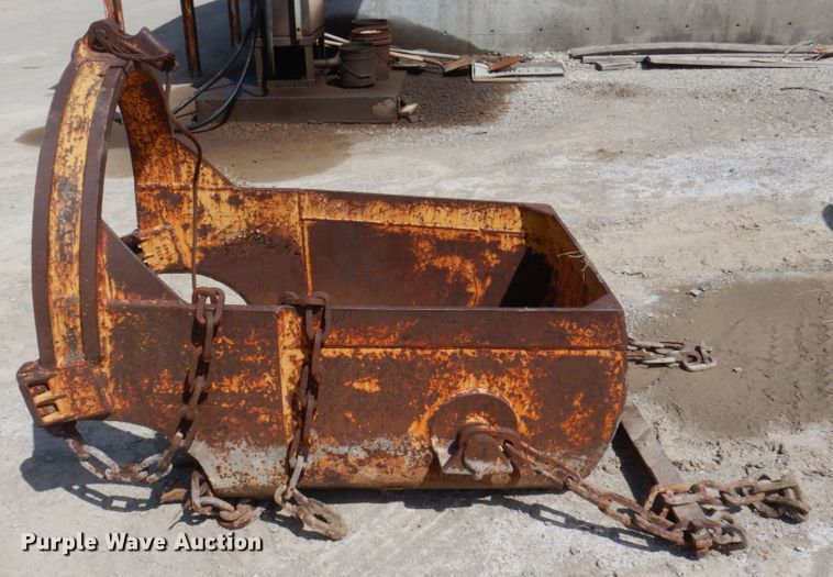 image for item MU9560 36" W drag line bucket