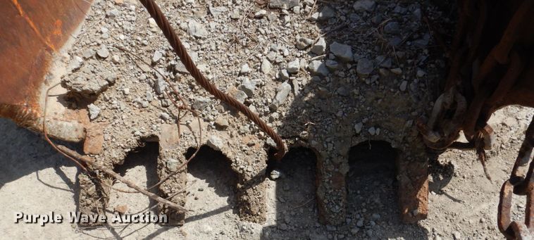 image for item MU9560 36" W drag line bucket