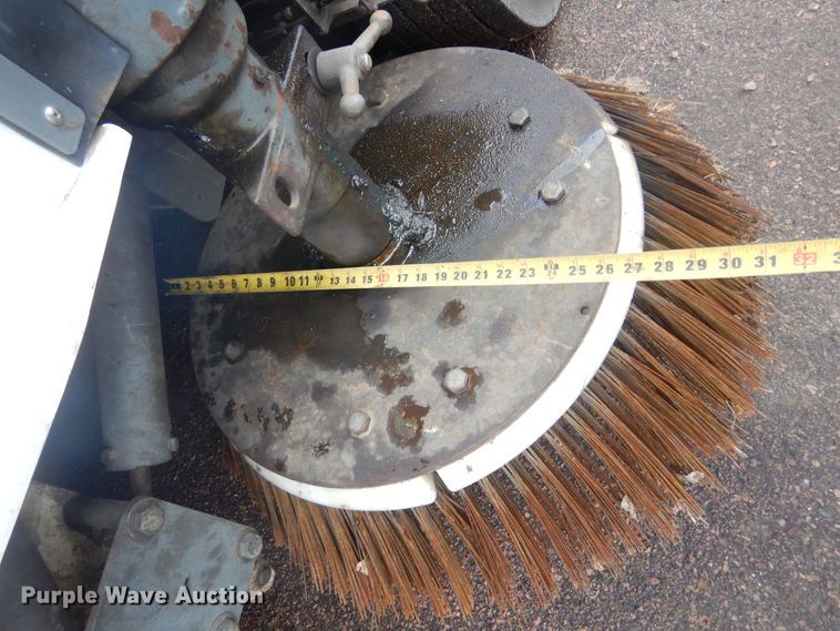 image for item MY9028 2010 Elgin Pelican Series NS  sweeper