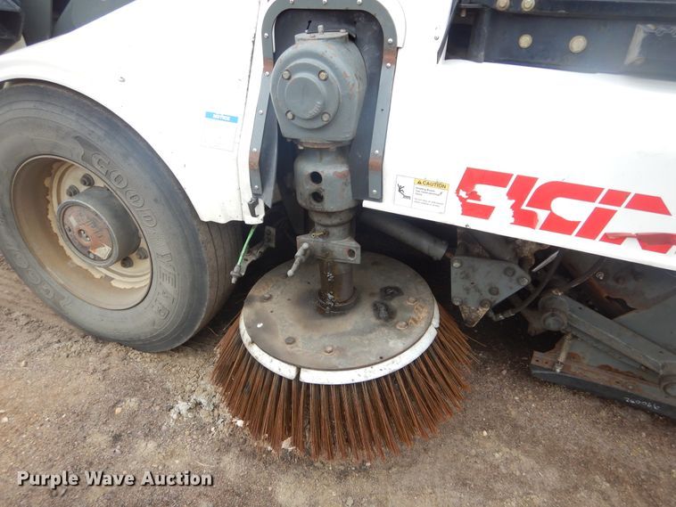 image for item MY9028 2010 Elgin Pelican Series NS  sweeper