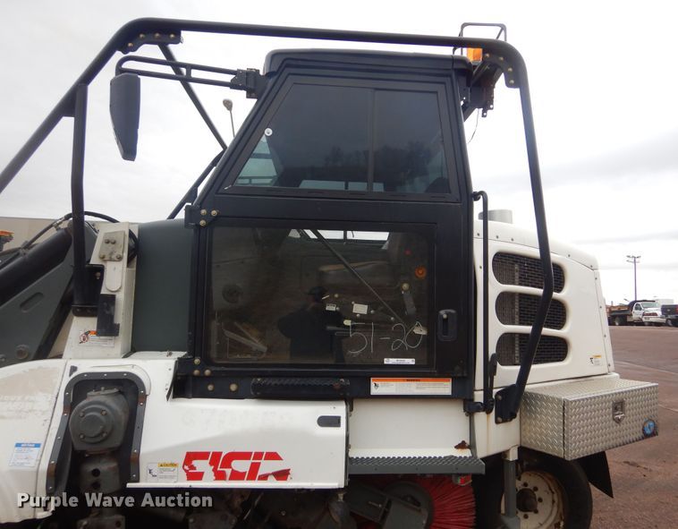 image for item MY9028 2010 Elgin Pelican Series NS  sweeper