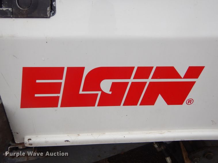 image for item MY9028 2010 Elgin Pelican Series NS  sweeper
