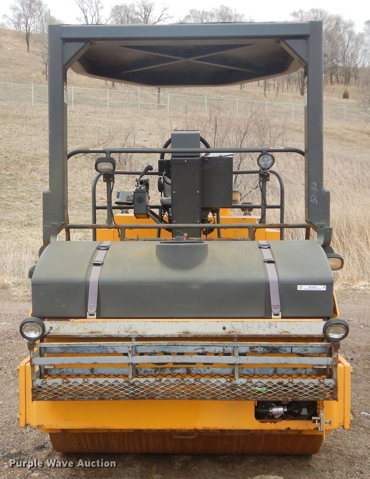 image for item MY9029 Volvo DD90HF  double drum vibratory roller