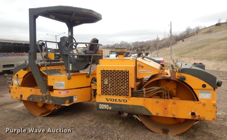 image for item MY9029 Volvo DD90HF  double drum vibratory roller